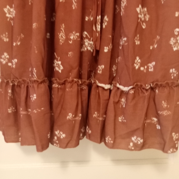 Boho Style Brown With White Floral Mini Dress Size 2XL - Picture 4 of 6